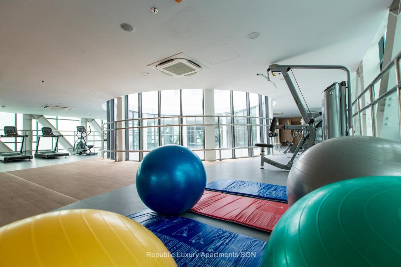 Republic Apartments Saigon Airport Хошимин Экстерьер фото